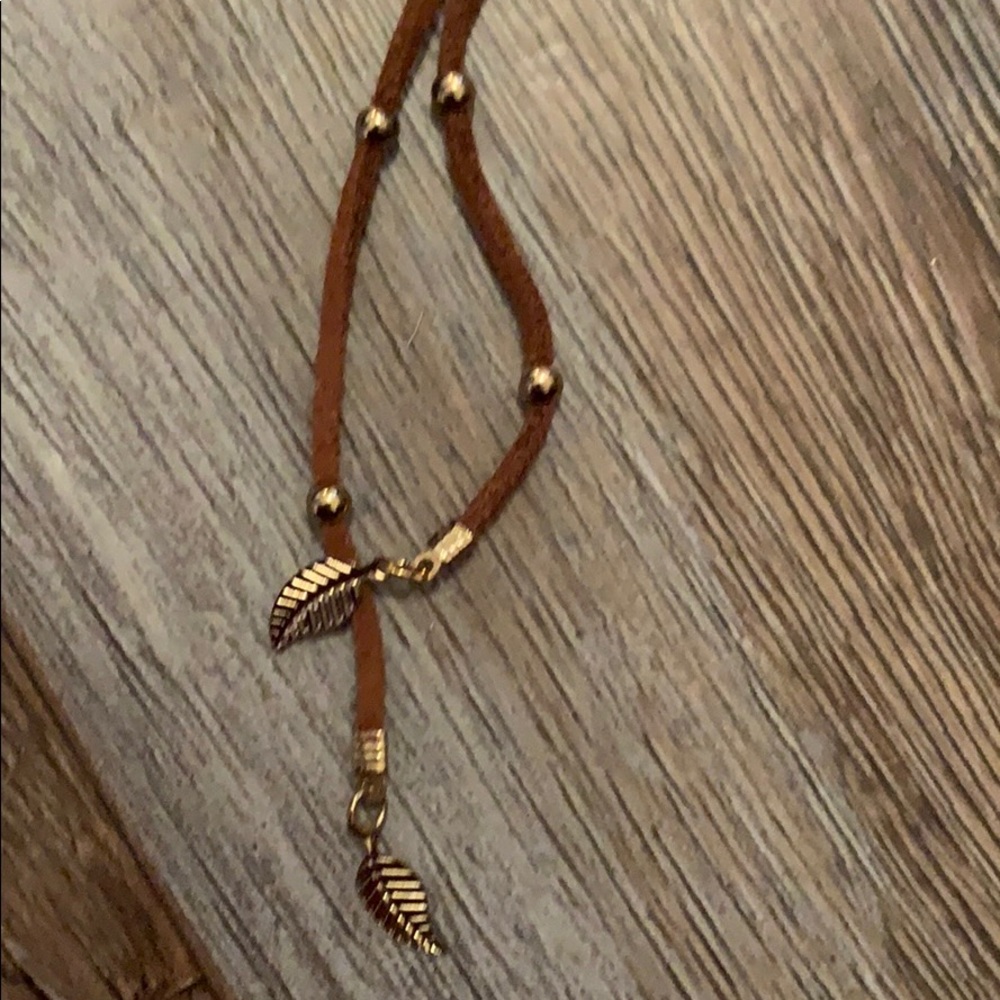 Pacsun feather leather choker